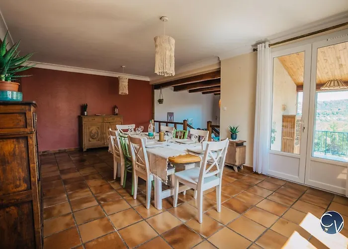 Villa Belle Avec Superbe Vue, Piscine Et Jacuzzi *